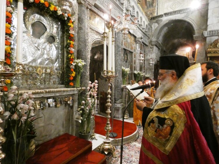 Β’ Στάση Χαιρετισμών στην Εκατονταπυλιανή της Πάρου