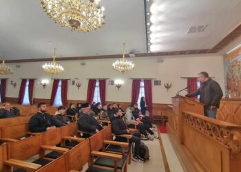 Επίσκεψη του Ενιαίου Εκκλησιαστικού  Γυμνασίου-Λυκείου Νεαπόλεως στο Διορθόδοξο Κέντρο