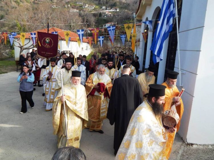 Εγκαινιάστηκε ο Ναός της Αγίας Παρασκευής στην Δράκεια