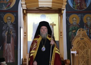 Τά περί τῆς Ἐξοδίου Ἀκολουθίας τοῦ μακαριστοῦ Ἐπισκόπου Εὐκαρπίας, κυροῦ Ἱεροθέου