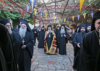 Πανήγυρις με κουρά μοναχού στην Ι.Μ. Αγάθωνος