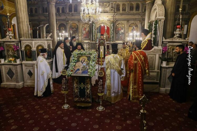 Ταλαντίου Επιφάνιος: «Μας αλέθει η αγάπη του Θεού για να μας δυναμώσει»