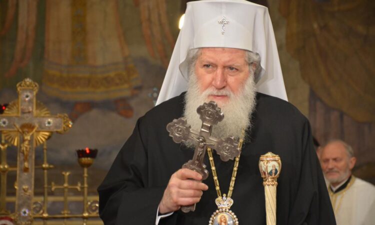 Θλίψη στη Βουγλαρία – Εκοιμήθη ο Πατριάρχης Νεόφυτος