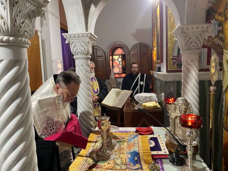 ΠΡΟΗΓΙΑΣΜΕΝΗ Θ. ΛΕΙΤΟΥΡΓΙΑ  ΣΤΗΝ Ι. ΜΟΝΗ ΠΡΟΦΗΤΟΥ ΗΛΙΟΥ ΣΤΟ ΛΟΥΤΡΑΚΙ