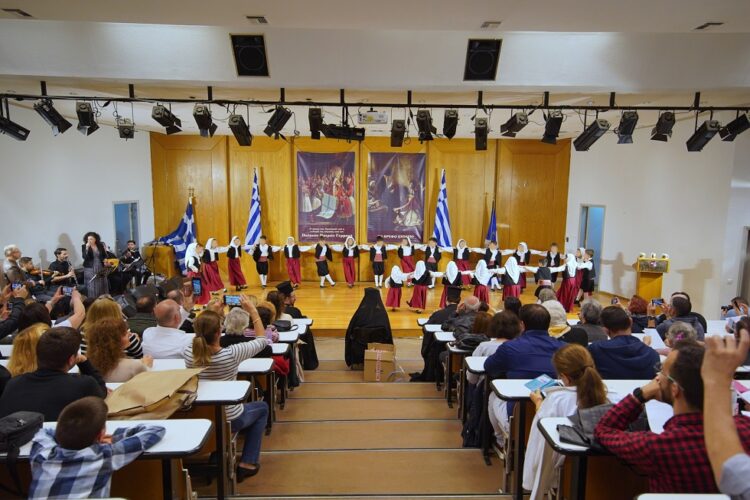 «Πνευματική επανάσταση απέναντι σε αυτήν την καταθλιπτική ύπνωση των συνειδήσεων»