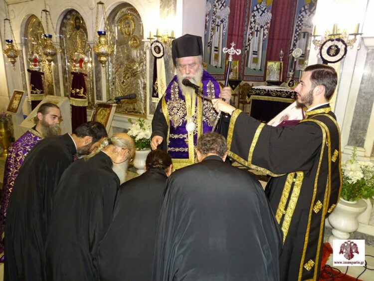 Χειροθεσίες Πνευματικών τον ΣΤ΄ Κατανυκτικό Εσπερινό στον Ι.Ν. Οσίου Νίκωνος Σπάρτης