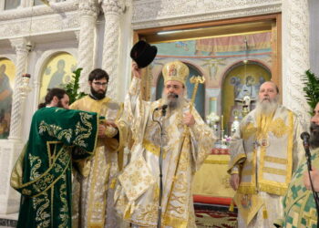 Πατρῶν Χρυσόστομος: «Παιδί μου, νά φέρῃς μέ καύχηση τό τιμημένο καί ἒνδοξο ράσο»