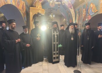 Ο Κατανυκτικός Εσπερινός της Δ’ Κυριακής των Νηστειών στον Ιερό Ναό Παντανάσσης πόλεως Νάξου.