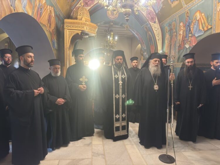 Ο Κατανυκτικός Εσπερινός της Δ’ Κυριακής των Νηστειών στον Ιερό Ναό Παντανάσσης πόλεως Νάξου.