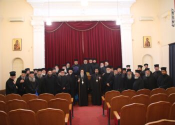 Μητρόπολη Ναυπάκτου: Ἱερατική Σύναξη τοῦ Ἀπριλίου