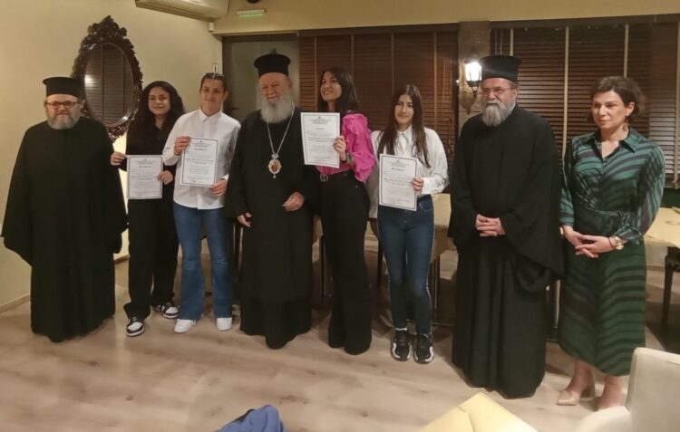 ΒΡΑΒΕΥΜΕΝΟΙ ΜΑΘΗΤΕΣ ΣΤΗΝ ΙΕΡΑ ΜΗΤΡΟΠΟΛΗ ΧΑΛΚΙΔΟΣ