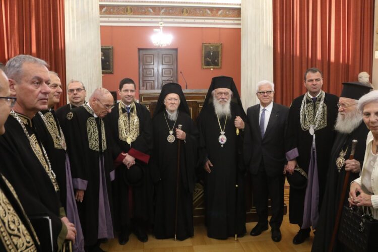 Πατριάρχης και Αρχιεπίσκοπος στην αναγόρευση του ομ. Καθ. Βλάσιου Φειδά σε Επίτιμο Καθ. του ΕΚΠΑ