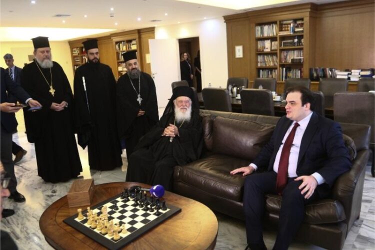 Εθιμοτυπική συνάντηση Αρχιεπισκόπου με τον υπουργό Παιδείας