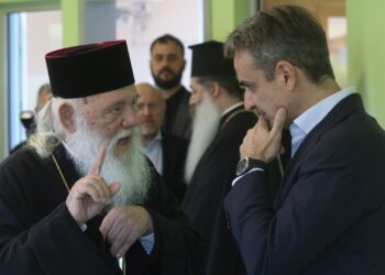 Επίσκεψη Αρχιεπισκόπου και Πρωθυπουργού στις δομές της Αρχιεπισκοπής στο Δήλεσι