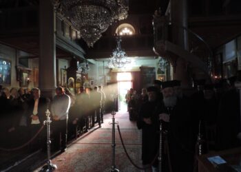 Ο Κατανυκτικός Εσπερινός της Κυριακής της Σταυροπροσκυνήσεως στον Ιερό Ναό του Αγίου Ανδρέου Αιγίου