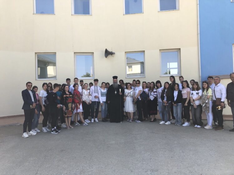 Επίσκεψη του Μητροπολίτη Κίτρους κ. Γεωργίου στα εκπαιδευτήρια «Πλάτων»