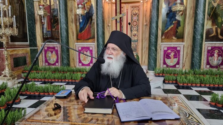 Στις καρδιές των Πειραιωτών πιστών μίλησε ο Γέροντας Νεκτάριος Μουλατσιώτης