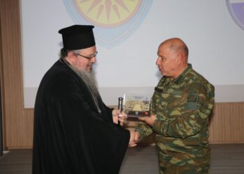 Επίσκεψη και ομιλία του Μητρ. Λαρίσης στο Στρατόπεδο της 1ης Στρατιάς