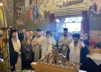 Ο Βόλος υποδέθηκε την Παναγία Βοήθεια και τον Όσιο Άνθιμο της Χίου