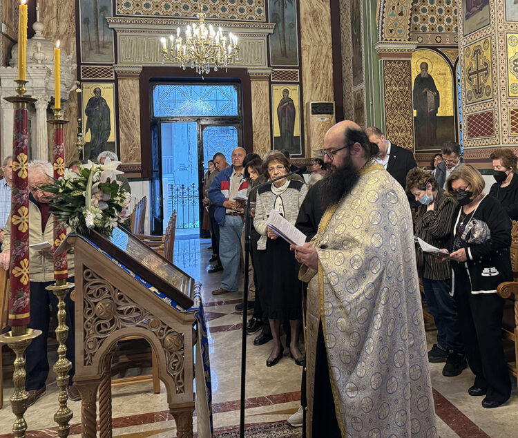 π. Νικόλαος Βουρλάκος: Η Παναγία αφιέρωσε ότι σπουδαιότερο είχε, την αγνότητα Της, στον Χριστό και μετά την γέννηση Του