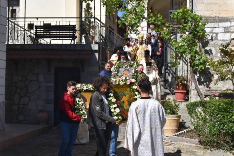 Η Τρίτη της Λαμπρής στον Μητροπολιτικό Ναό της Καστοριάς