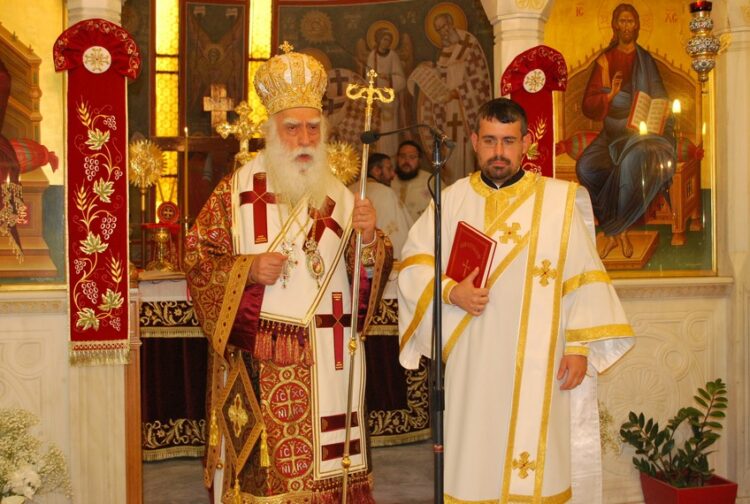 Νέος κληρικός στή Μητρόπολή  Νέας Σμύρνης!