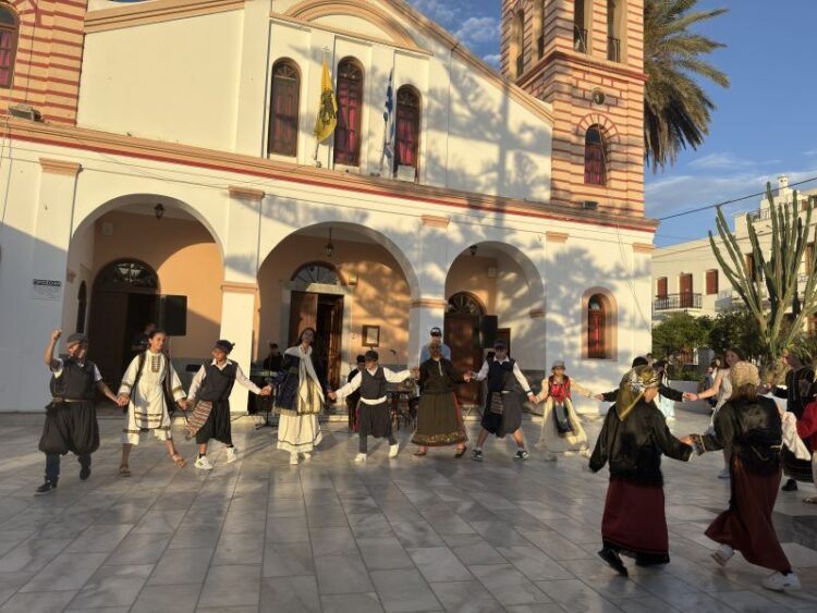 Εορτή λήξης Κατηχητικών Σχολείων στη Νάξο