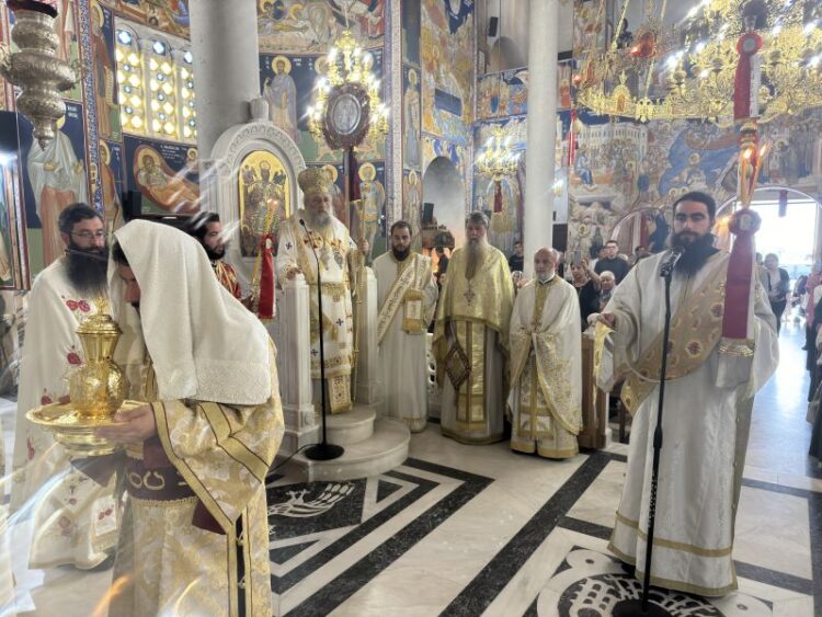 Χειροτονία Διακόνου στη Νάξο