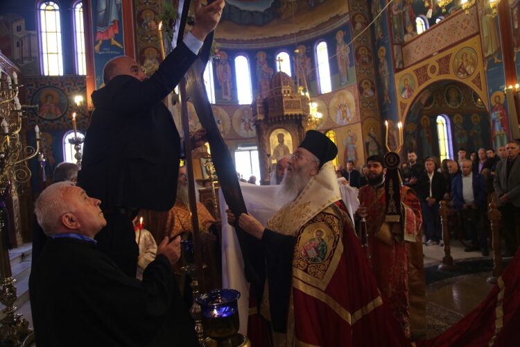 Η Ἀποκαθήλωση στόν Ἱ. Ν. Ἁγίας Παρασκευῆς Ναυπάκτου