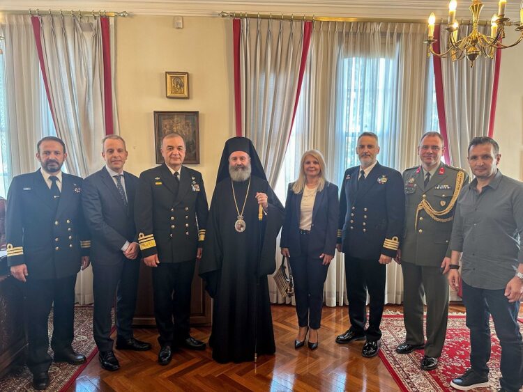 Αντιπροσωπεία του ΓΕΕΘΑ Ελλάδος στον Αρχιεπίσκοπο Αυστραλίας Μακάριο