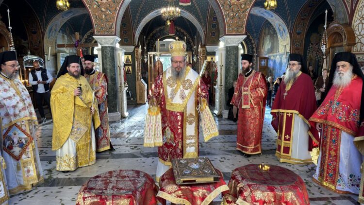 Ο Εσπερινός της Αγάπης στον Μητροπολιτικό Ναό του Αγίου Αχιλλίου Λαρίσης