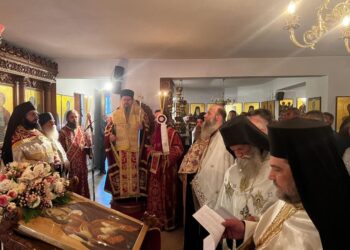 Ο Εσπερινός της Συνάξεως της Παναγίας Γλυκοφιλούσας στην ομώνυμη Ιερά Μονη της Ραψάνης