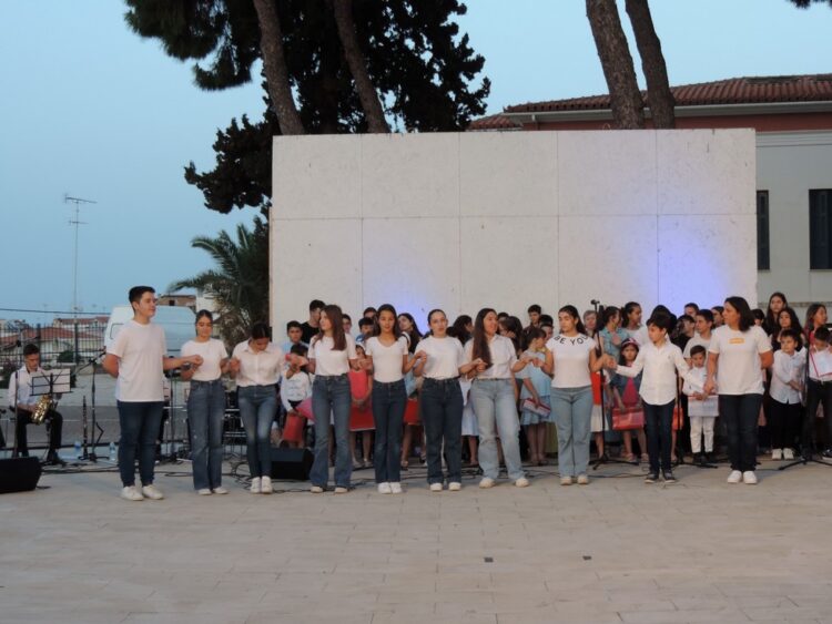 Εορτή λήξης κατηχητικών νεανικών συνάξεων  των Ενοριών της Αιγιαλείας