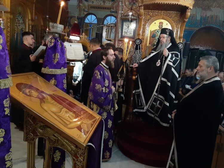 Μεγάλη Τρίτη εσπέρας στον Ιερό Ναό της Αναλήψεως του Χριστού Λαρίσης