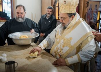 Ακολουθία επί διασαλεύσει Αγίας Τραπέζης από τον Μεσσηνίας Χρυσόστομο