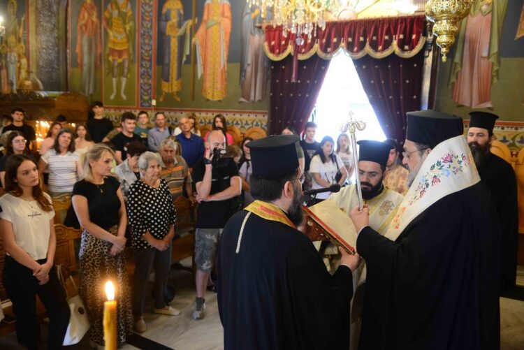 Παράκληση στην Παναγία την “Υπαπαντή” από τον Μεσσηνίας Χρυσόστομο