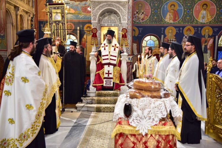 Μεθέορτος Εσπερινός στον Πανηγυρίζοντα Ιερό Μητροπολιτικό Ναό Αγίου Αχιλλίου Λαρίσης