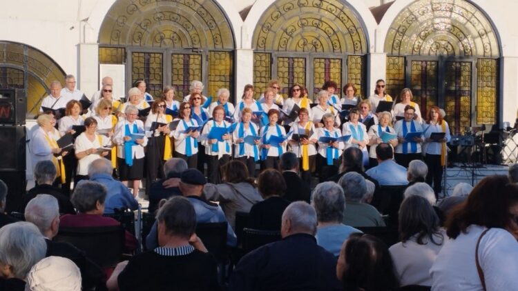 ΠΑΣΧΑΛΙΝΗ ΕΟΡΤΑΣΤΙΚΗ ΕΚΔΗΛΩΣΗ  ΣΤΟ ΧΑΡΙΣΕΙΟ ΓΗΡΟΚΟΜΕΙΟ