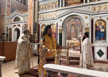 Σιγκαπούρης Κωνσταντίνος:  Οι άγιοι χαίρονται όταν τους παρακαλούμε…