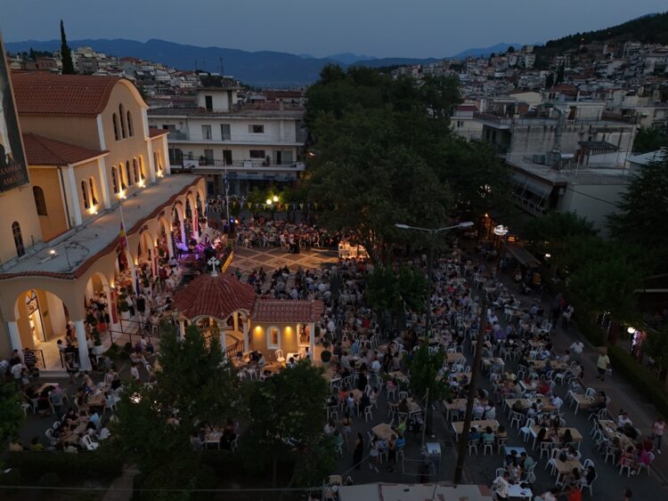 Φθιώτιδος Συμεών: «Η ενορία είναι η πυρηνική οικογένεια της Εκκλησίας». Το Χοροστάσι της Αγάπης!