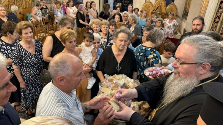 Εσπερινός oνομαστηρίων Μητροπολίτου Λαρίσης και Τυρνάβου Ιερωνύμου