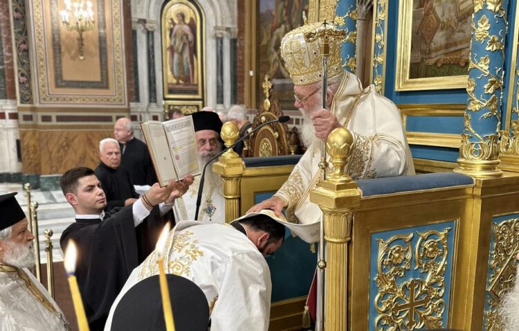 Η Κυριακή της Πεντηκοστής στη Μητρόπολη Αθηνών – ΧΕΙΡΟΘΕΣΙΑ ΑΡΧΙΔΙΑΚΟΝΟΥ