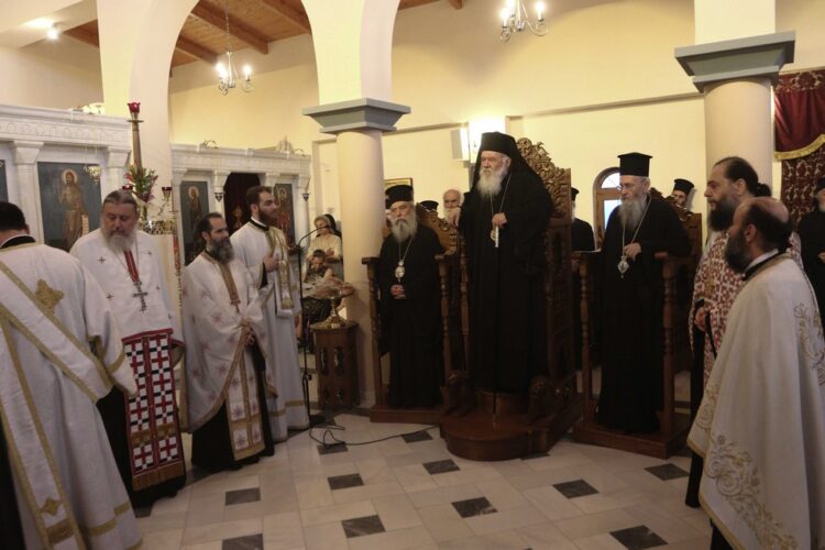 Εσπερινός oνομαστηρίων Αρχιεπισκόπου Ιερωνύμου