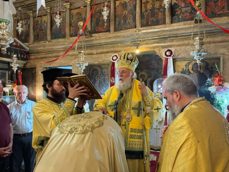 Τοποθέτηση νέου Εφημερίου στον ιερό ναό της Υπεραγίας Θεοτόκου Οδηγητρίας Βιρού