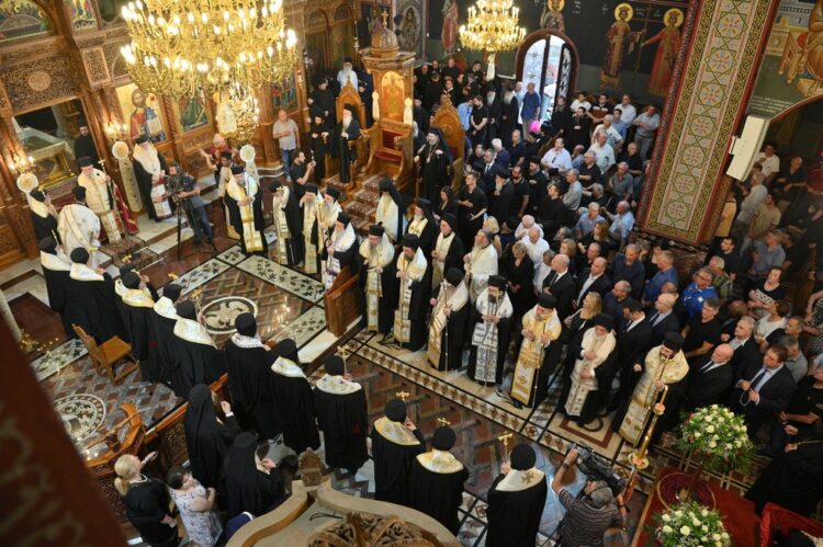 Φωτορεπορτάζ από την εξόδιο Ακολουθία του μακαριστού Μητροπολίτη πρώην Κίτρους κυρού Αγαθονίκου