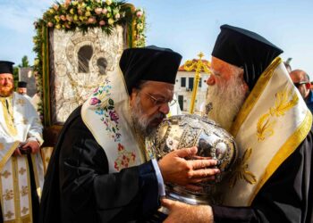 Υποδοχή της Παναγίας της Μυρτιδιώτισσας και της Τιμίας Κάρας του Οσίου Θεοδώρου στην Καλαμάτα