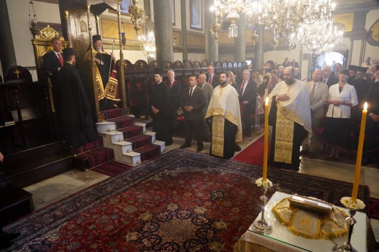 Ο Εσπερινός των ονομαστηρίων του Οικουμενικού Πατριάρχη ·