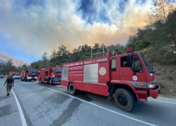 Στη μάχη των πυρκαγιών η Ιερά Μητρόπολη Ταμασού και Ορεινής