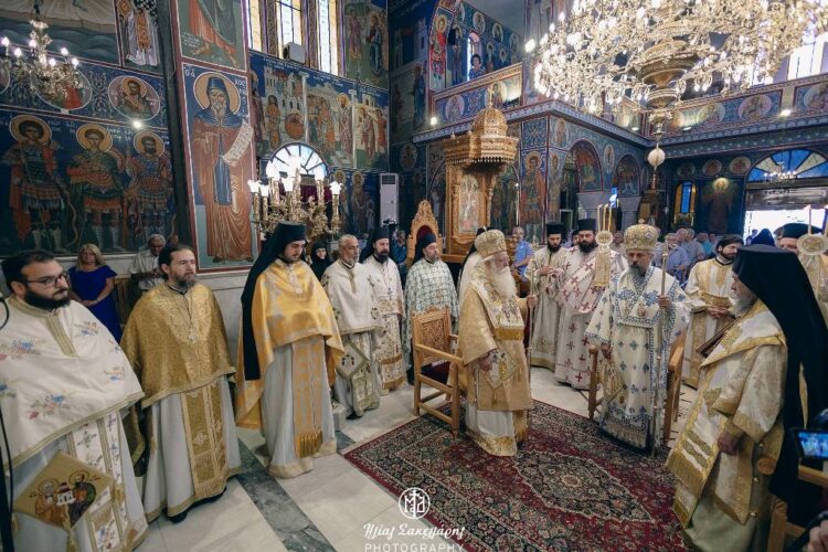 Λαμπρή η πανήγυρις ων Πρωτοκορυφαίων Αποστόλων Πέτρου και Παύλου στην Ν. Ιωνία