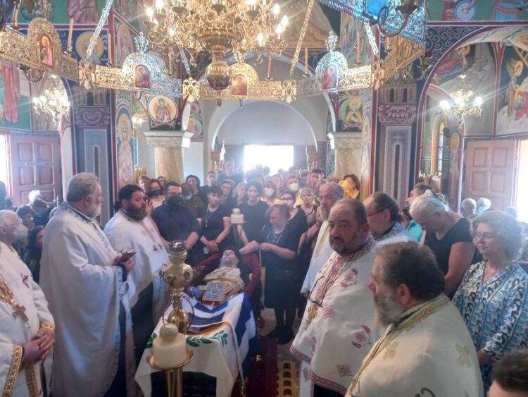 Εξόδιος Ακολουθία του Αρχιμανδρίτου Χρυσάνθου (Παπα)Νικολάου «Μαχαιριώτου»